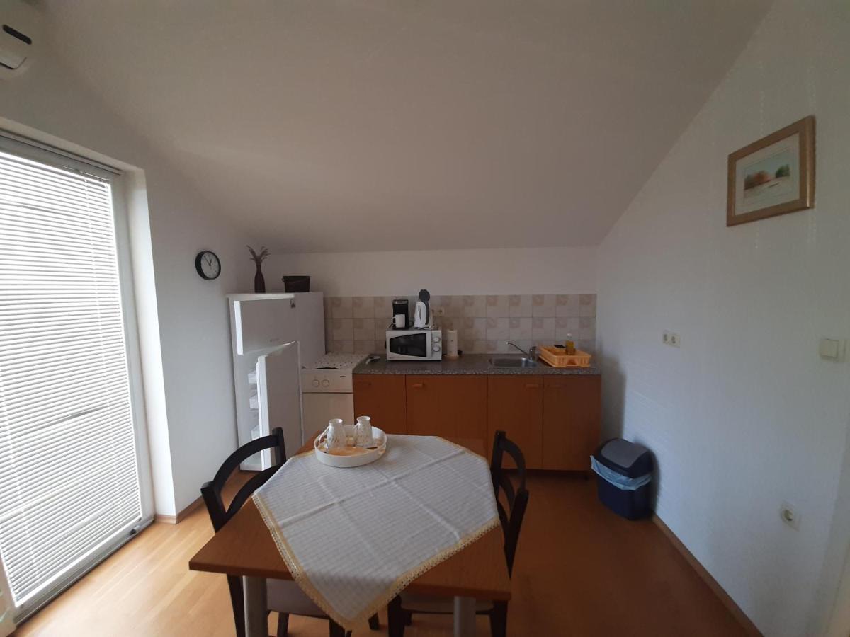 Appartamento Nena 2 Sukošan Esterno foto
